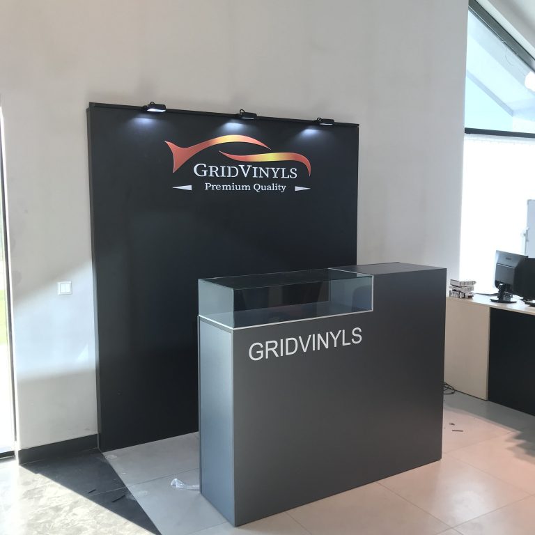 gridvinyls Stagi Group, სტაგი ჯგუფის gridvinyls დაბრენდილი ბანერი და სტენდი